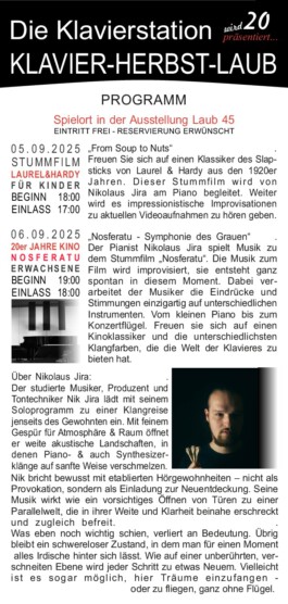 Klavier Herbst Laub